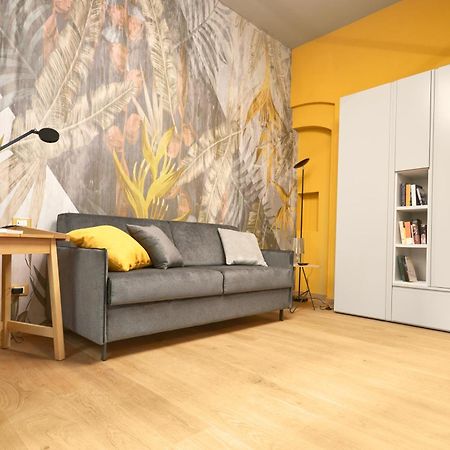 Central And Comfy Apartment Free Netflix And Disney Plus Bologna Exterior foto