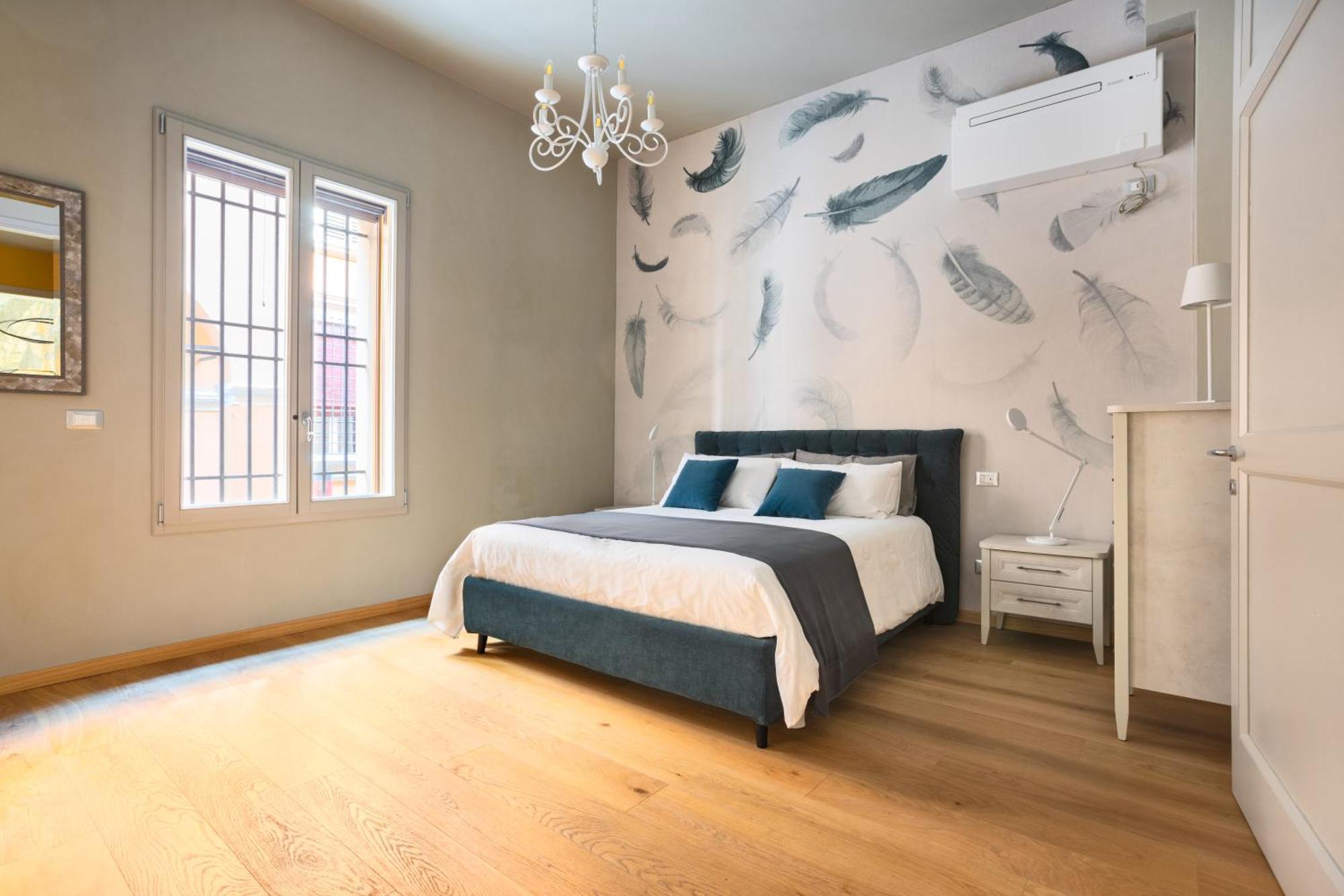 Central And Comfy Apartment Free Netflix And Disney Plus Bologna Exterior foto