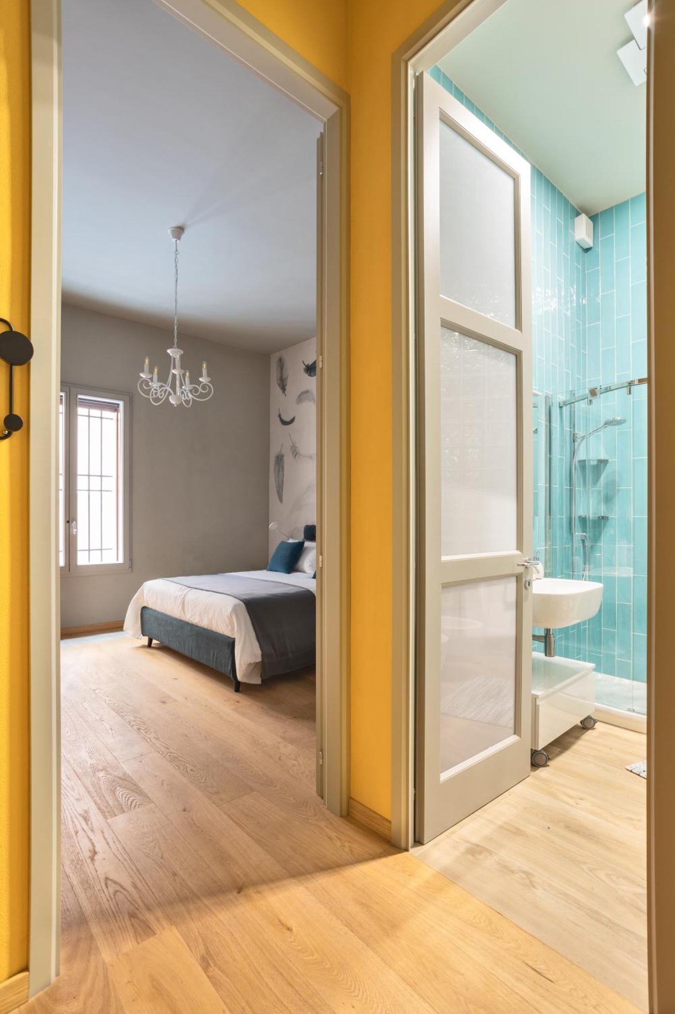 Central And Comfy Apartment Free Netflix And Disney Plus Bologna Exterior foto